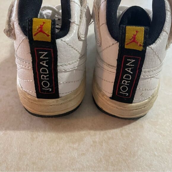 Toddler Boys Baby Nike Air Jordan shoes Taxi Fusion Black white retro size 4C - Picture 3 of 9